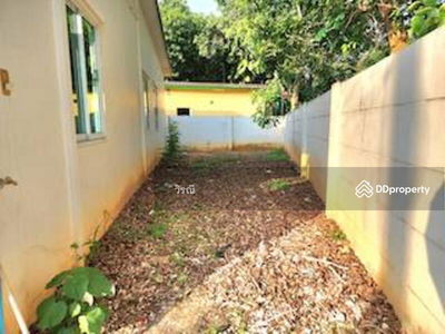 Chao, one-story townhouse, Hua Thale, Nakhon Ratchasima, Thailand Chao, one-story townhouse, Hua Thale, Nakhon Ratchasima, Thailand