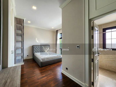 The Palazzo Srinakarin, Bangkok, Thailand The Palazzo Srinakarin, Bangkok, Thailand