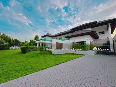 Windmill Village, Samut Prakan, Thailand Windmill Village, Samut Prakan, Thailand