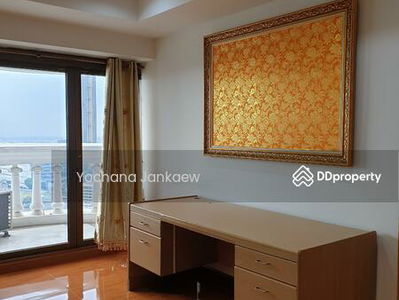 Nusa State Tower, Bangkok, Thailand Nusa State Tower, Bangkok, Thailand