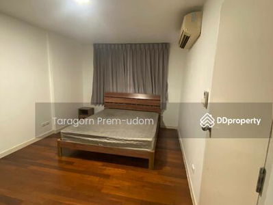 49 Plus, Bangkok, Thailand 49 Plus, Bangkok, Thailand