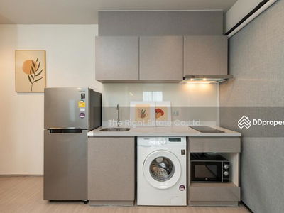 Life Asoke-Rama 9, Bangkok, Thailand Life Asoke-Rama 9, Bangkok, Thailand