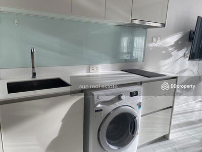 Hyde Sukhumvit 11, Bangkok, Thailand Hyde Sukhumvit 11, Bangkok, Thailand