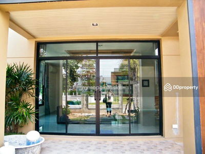 For sale/rent, 2-story detached house, fully furnished. Modern style, Nakhon Ratchasima, Thailand For sale/rent, 2-story detached house, fully furnished. Modern style, Nakhon Ratchasima, Thailand