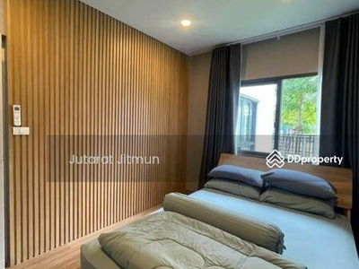 Centro Wongwaen-Chatuchot, Bangkok, Thailand Centro Wongwaen-Chatuchot, Bangkok, Thailand