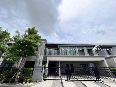 Grand Bangkok Boulevard Bangna-Onnut, Bangkok, Thailand Grand Bangkok Boulevard Bangna-Onnut, Bangkok, Thailand