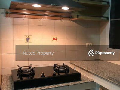 Setthasiri Wongwaen-Sukhaphiban 2, Bangkok, Thailand Setthasiri Wongwaen-Sukhaphiban 2, Bangkok, Thailand