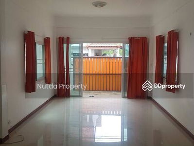 Rangsiya Ramintra 74, Bangkok, Thailand Rangsiya Ramintra 74, Bangkok, Thailand