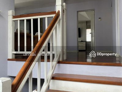 Nantawan Suanroung R.9, Bangkok, Thailand Nantawan Suanroung R.9, Bangkok, Thailand