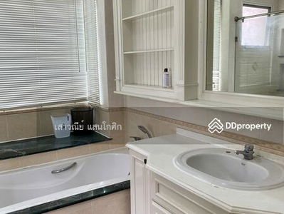 Nantawan Suanroung R.9, Bangkok, Thailand Nantawan Suanroung R.9, Bangkok, Thailand