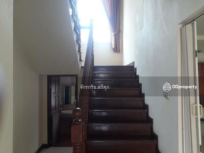 Raja City lakeside and garden home, Khon Kaen, Thailand Raja City lakeside and garden home, Khon Kaen, Thailand