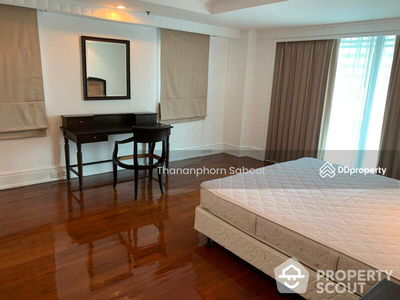 Insaf Tower, Bangkok, Thailand Insaf Tower, Bangkok, Thailand