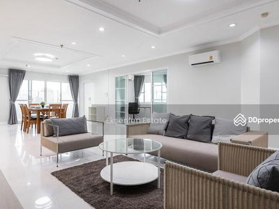 Fifty Fifth Tower, Bangkok, Thailand Fifty Fifth Tower, Bangkok, Thailand