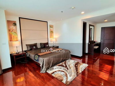 Piyathip Place, Bangkok, Thailand Piyathip Place, Bangkok, Thailand