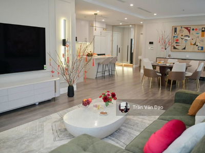 The Nine, Vietnam The Nine, Vietnam