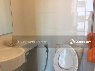 Lumpini Park Rattanathibet-Ngamwongwan, Nonthaburi, Thailand Lumpini Park Rattanathibet-Ngamwongwan, Nonthaburi, Thailand