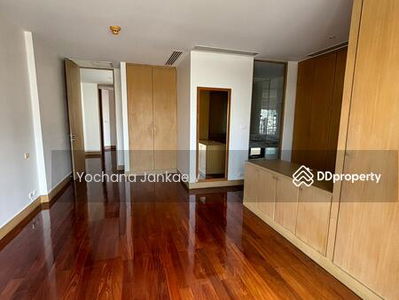 Castle Hill Mansion, Bangkok, Thailand Castle Hill Mansion, Bangkok, Thailand