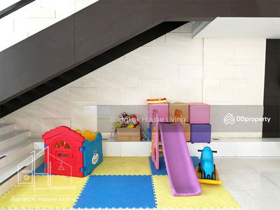 Villa Sikhara, Bangkok, Thailand Villa Sikhara, Bangkok, Thailand