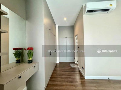 Bangkok Boulevard Bangna KM.5, Samut Prakan, Thailand Bangkok Boulevard Bangna KM.5, Samut Prakan, Thailand