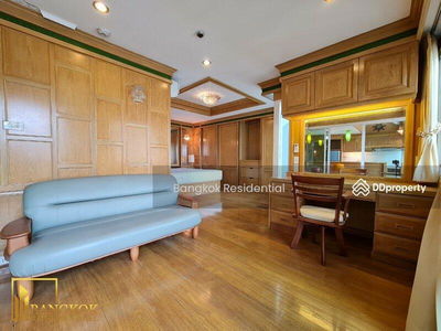 Crystal Garden, Bangkok, Thailand Crystal Garden, Bangkok, Thailand