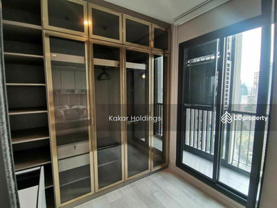 Life One Wireless, Bangkok, Thailand Life One Wireless, Bangkok, Thailand