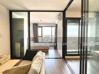 Life Ladprao Valley, Bangkok, Thailand Life Ladprao Valley, Bangkok, Thailand