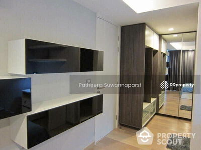 Via 49, Bangkok, Thailand Via 49, Bangkok, Thailand