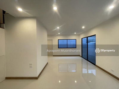 The Plant Naturera, Nakhon Pathom, Thailand The Plant Naturera, Nakhon Pathom, Thailand