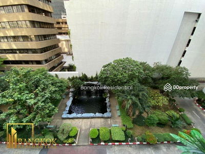 Sukhumvit Living Town, Bangkok, Thailand Sukhumvit Living Town, Bangkok, Thailand