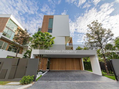 VIVE Rama 9, Bangkok, Thailand VIVE Rama 9, Bangkok, Thailand