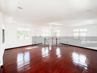 House Sukhumvit 71, Bangkok, Thailand House Sukhumvit 71, Bangkok, Thailand