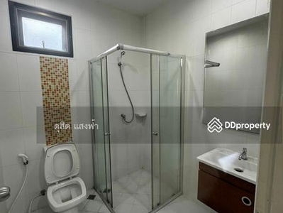 Townhome for rent, behind Suea Palm Hill University, Sriracha, Chon Buri., Thailand Townhome for rent, behind Suea Palm Hill University, Sriracha, Chon Buri., Thailand