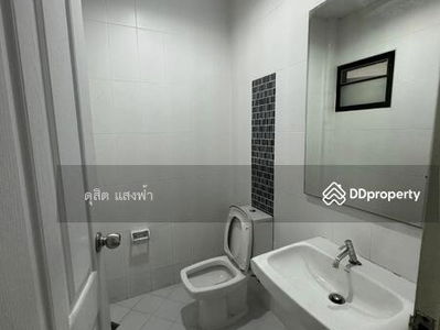 Townhome for rent, behind Suea Palm Hill University, Sriracha, Chon Buri., Thailand Townhome for rent, behind Suea Palm Hill University, Sriracha, Chon Buri., Thailand