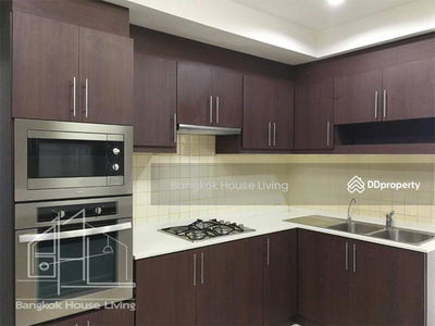 Prompong Mansion, Bangkok, Thailand Prompong Mansion, Bangkok, Thailand