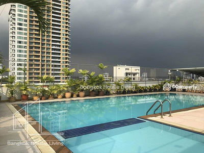 Prompong Mansion, Bangkok, Thailand Prompong Mansion, Bangkok, Thailand