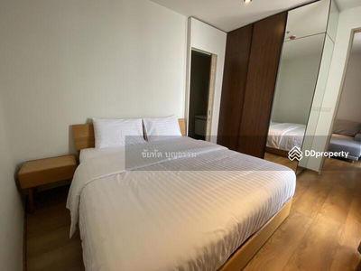 Park Origin Phrom Phong, Bangkok, Thailand Park Origin Phrom Phong, Bangkok, Thailand