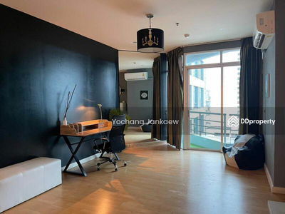 Baan Sathorn Chaopraya, Bangkok, Thailand Baan Sathorn Chaopraya, Bangkok, Thailand