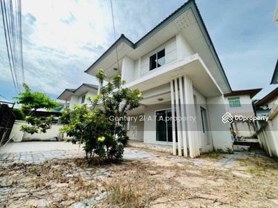 Country Home Lake & Park Assumption - Sriracha, Chon Buri, Thailand Country Home Lake & Park Assumption - Sriracha, Chon Buri, Thailand