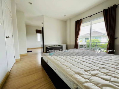 Country Home Lake & Park Assumption - Sriracha, Chon Buri, Thailand Country Home Lake & Park Assumption - Sriracha, Chon Buri, Thailand