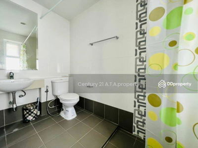 Country Home Lake & Park Assumption - Sriracha, Chon Buri, Thailand Country Home Lake & Park Assumption - Sriracha, Chon Buri, Thailand