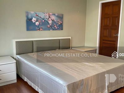 Ruamjai Heights condominium, Bangkok, Thailand Ruamjai Heights condominium, Bangkok, Thailand