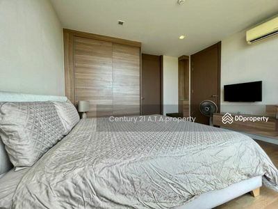 Green Lake Sriracha, Chon Buri, Thailand Green Lake Sriracha, Chon Buri, Thailand