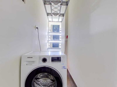 The Monarchy, Vietnam  The Monarchy, Vietnam