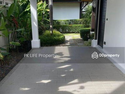 Housing in Ban Chalong, Thailand Housing in Ban Chalong, Thailand