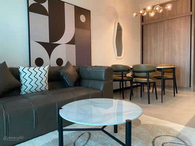 De La Sol, Vietnam De La Sol, Vietnam