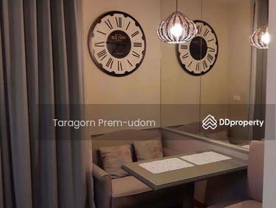 The Editor Vertical Village Sapankwai, Bangkok, Thailand The Editor Vertical Village Sapankwai, Bangkok, Thailand