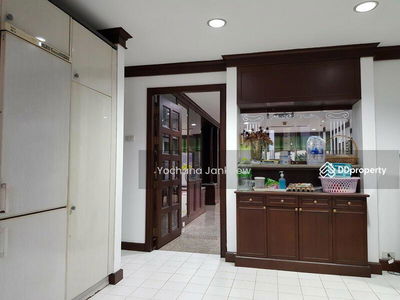 Saitharn Condominium, Bangkok, Thailand Saitharn Condominium, Bangkok, Thailand