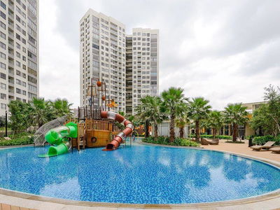 Diamond Island, Vietnam Diamond Island, Vietnam