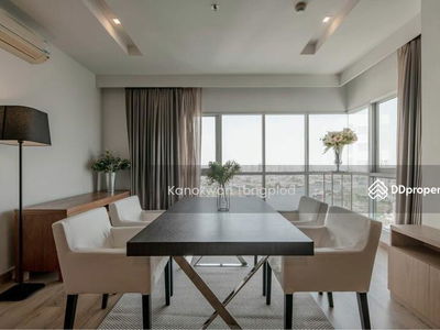 Ivy River, Bangkok, Thailand Ivy River, Bangkok, Thailand