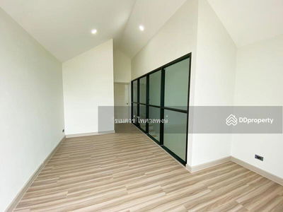 Home Office ready to move in, Bangkok, Thailand Home Office ready to move in, Bangkok, Thailand